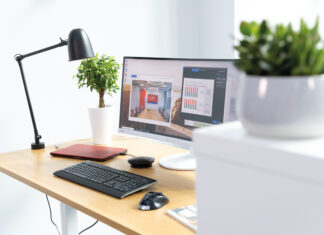 FINIX supports Italian families, companies and institutions for smart working and during social distancing