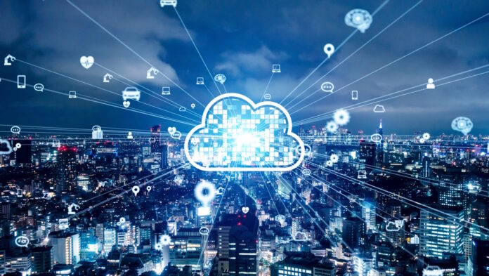 Cloud,Computing,Concept.,Communication,Network. Accordo tra Finix e ReeVo